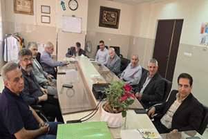نشست مسئولان حوزه سلامت شهرستان آباده با شورای خیرین تأمین سلامت؛ تأکید بر توسعه خدمات تخصصی قلب و آنژیوگرافی