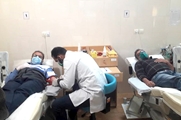 شرکت کارکنان شبکه بهداشت و درمان شهرستان آباده در امر خداپسندانه اهدای خون